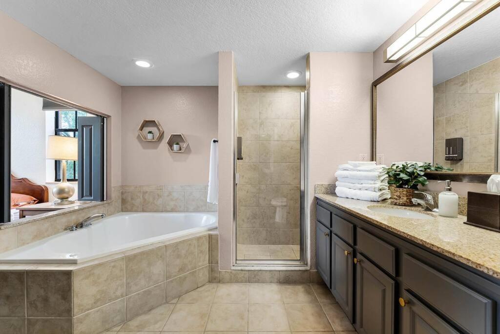 Designer Corner Suite 3Br/2Ba - Disney, Universal, Convention Center & Seaworld Orlando Eksteriør billede