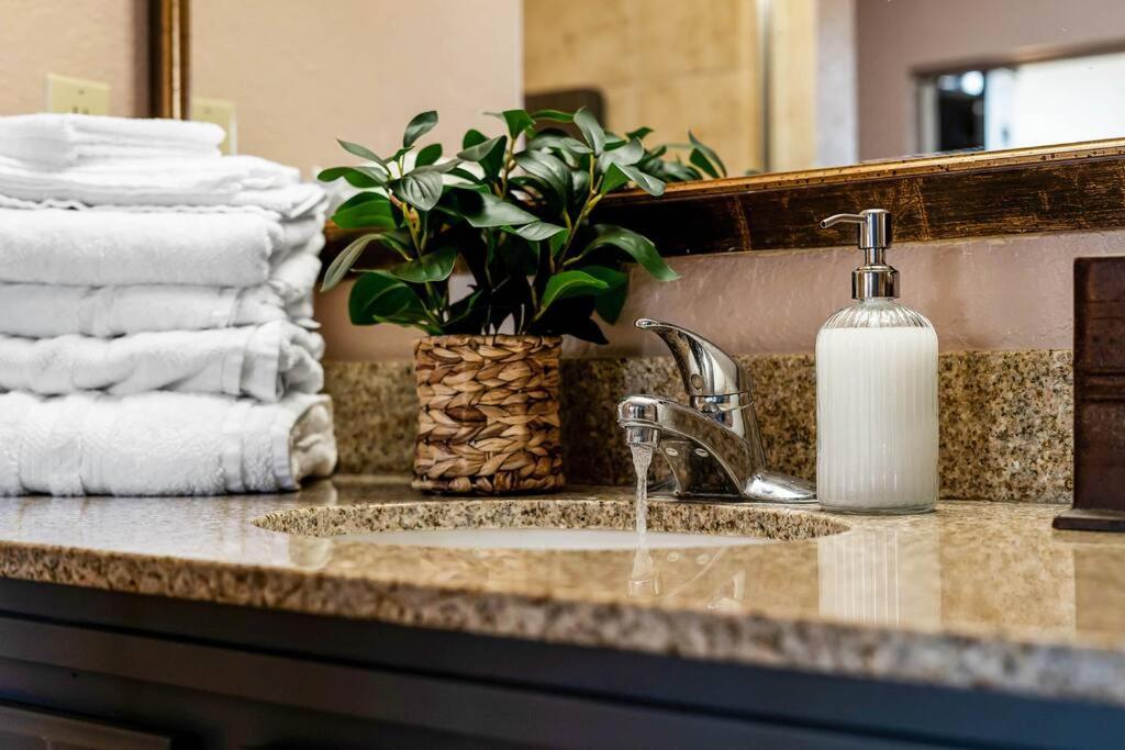 Designer Corner Suite 3Br/2Ba - Disney, Universal, Convention Center & Seaworld Orlando Eksteriør billede